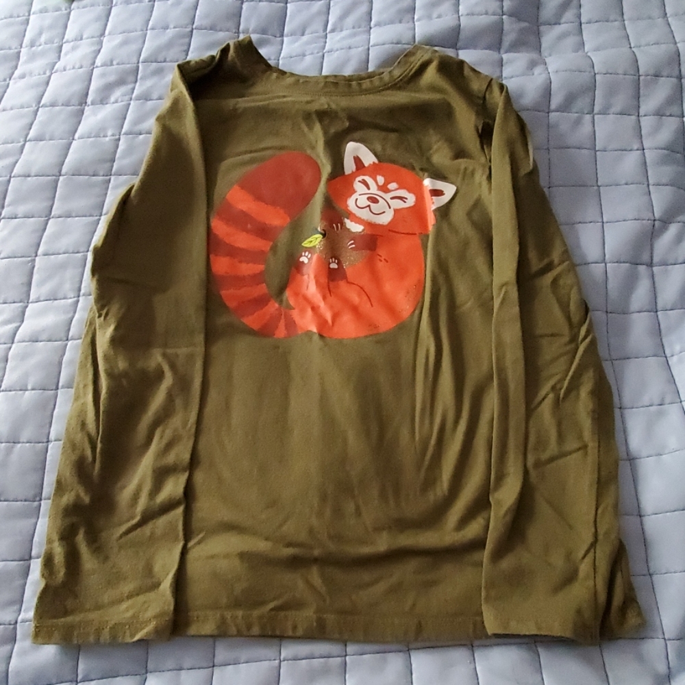 Long sleeve red panda shirt